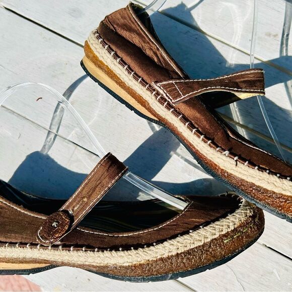 NWOT SIMPLE GREEN TOE brand BROWN MARY JANES SIZE 10 Cut small, like size 9 - Picture 8 of 11
